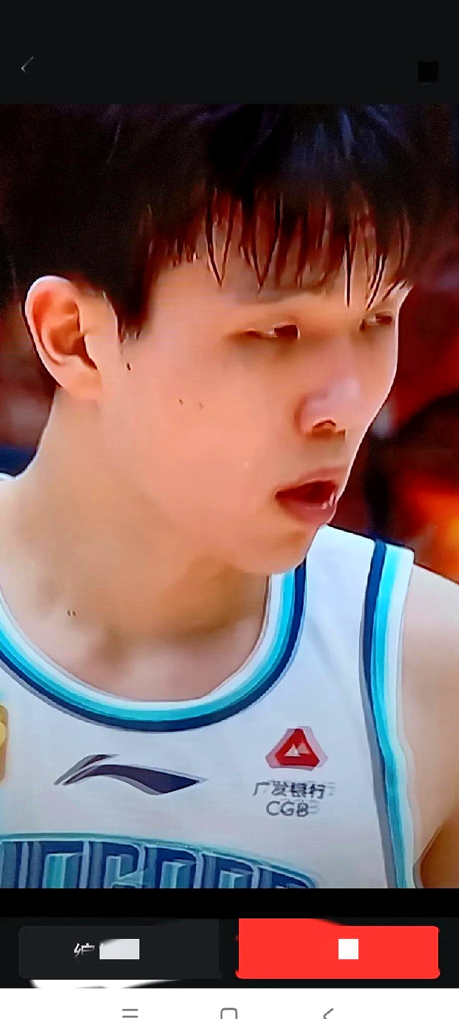 B体育-杨瀚森首秀兑现下饭承诺三分护筐妙传一个都没少(杨瀚森首秀拿10分4篮板5助攻)