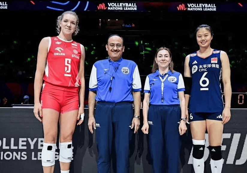 世联赛总决赛：中国女排首战波兰与意大利美国同半区(世界联赛女排2021中国与波兰)