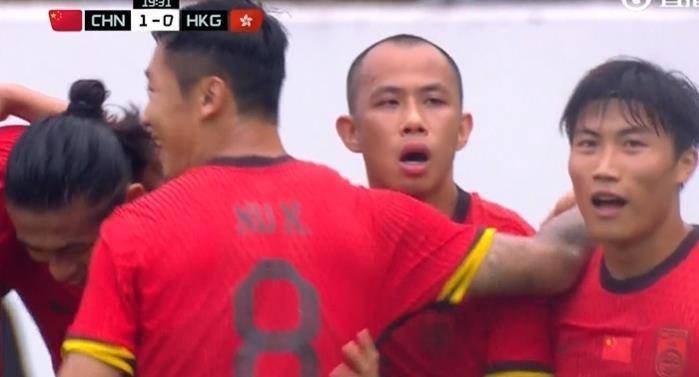 10险胜！国足东亚杯击败中国香港队，全场数据暴露结构隐患！的简单介绍