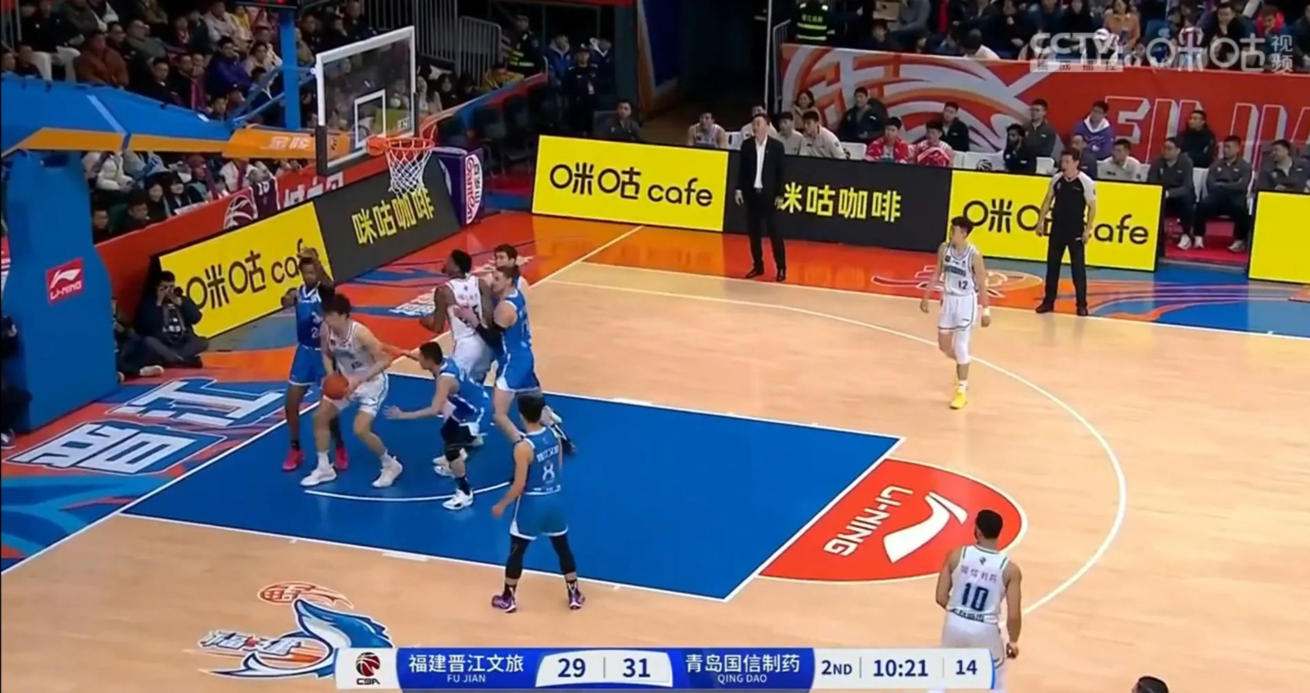 FIBA三篮官方晒精彩瞬间：这里是禁飞区，吴星锐献上空中封盖(赵惟一无光圣混音)